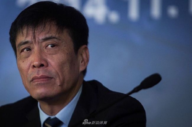 俱乐部老板对于球队的伤病情况感到愤怒，俱乐部下个赛季看好德泽尔比和蒂亚戈-莫塔接替皮奥利。